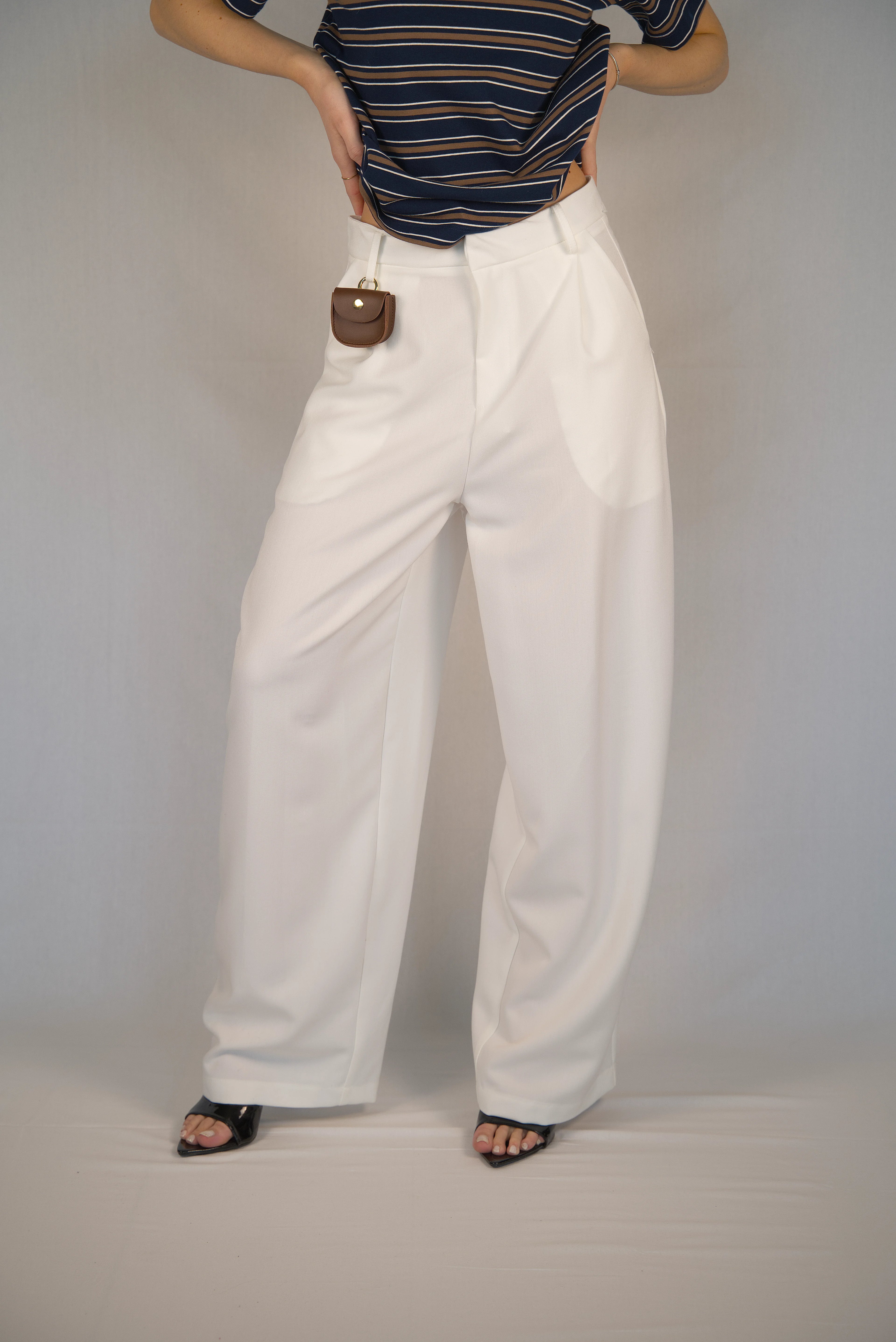 Pantalone a palazzo elegante