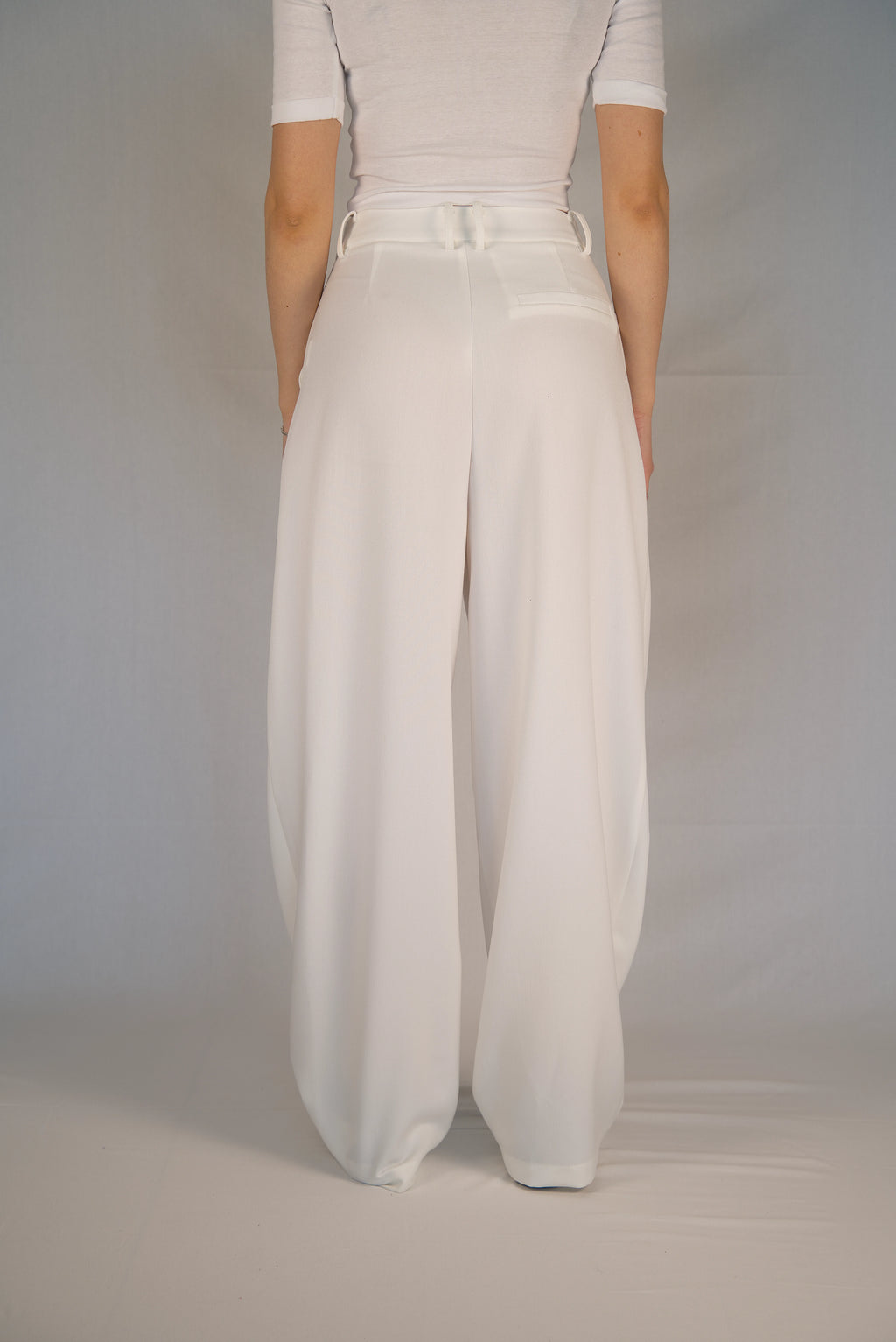 Pantalone a palazzo elegante